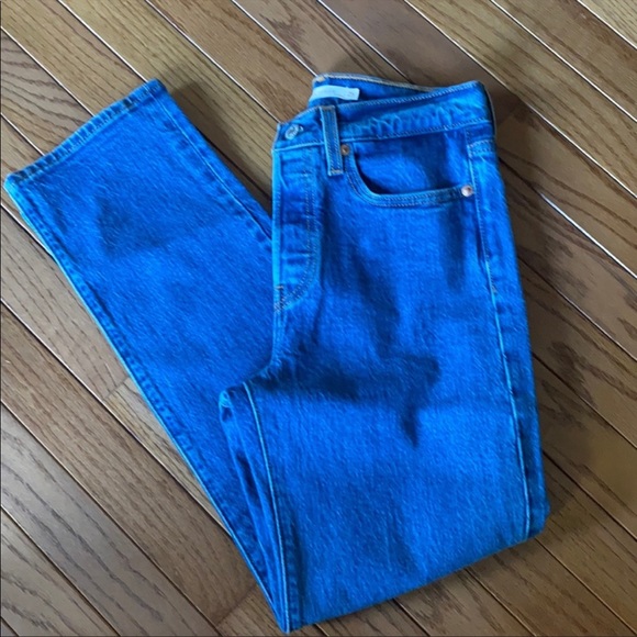 NWOT Levi’s Straight Legged Cropped Wedgie Fit 25 - Picture 4 of 9